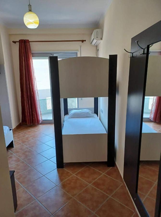Ari Apartaments Vlore Ngoại thất bức ảnh