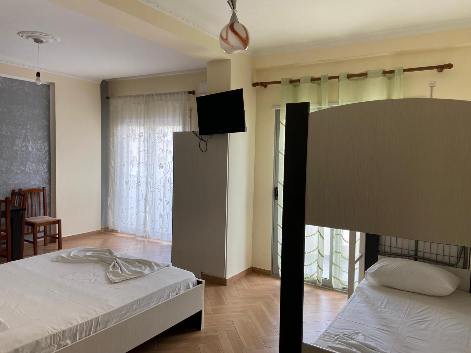 Ari Apartaments Vlore Ngoại thất bức ảnh